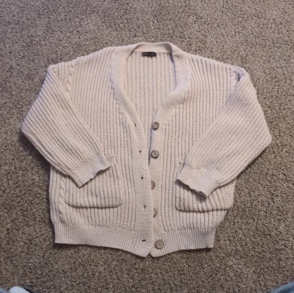 Fluffy cardigan